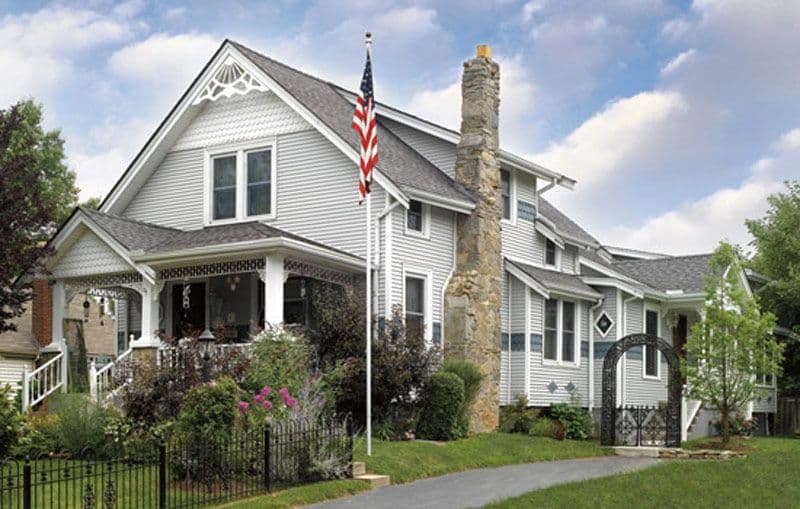 certainteed-vinyl-siding-Sterling-Gray